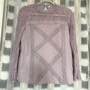 Boutique Lace Long Sleeve Blouse